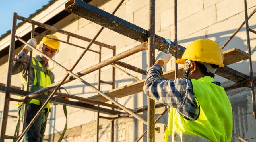 Professional fairlawn roofing services in Milford, IA
